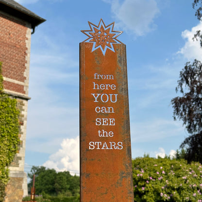 See the Stars, Garten-Stele